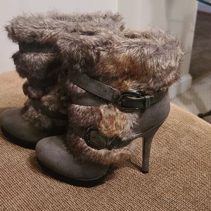 Boots with the fur anyone???